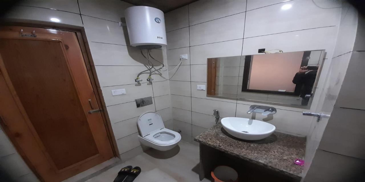 Hotel Zoon Dabb Srinagar Airport Kashmir المظهر الخارجي الصورة