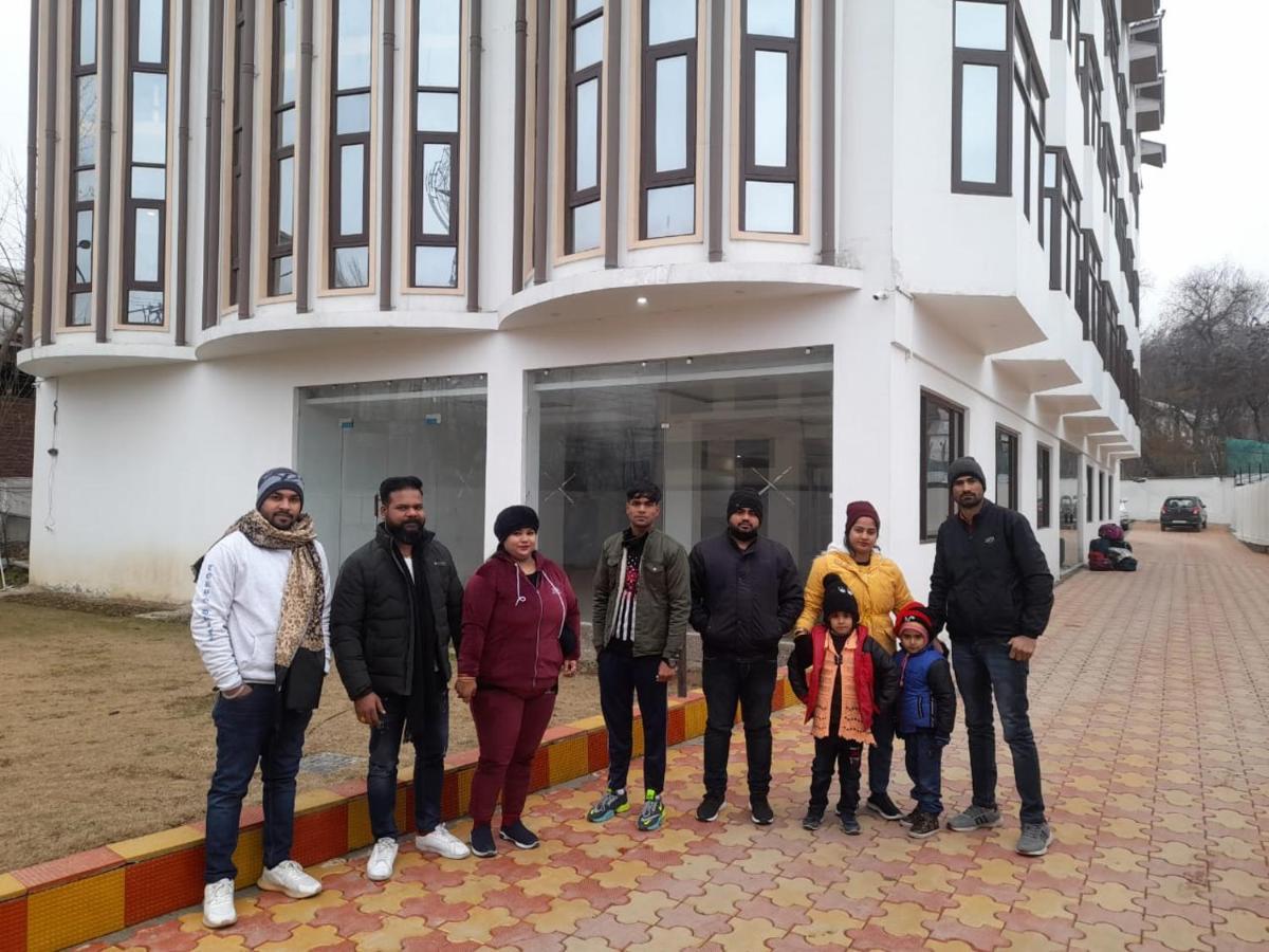 Hotel Zoon Dabb Srinagar Airport Kashmir المظهر الخارجي الصورة