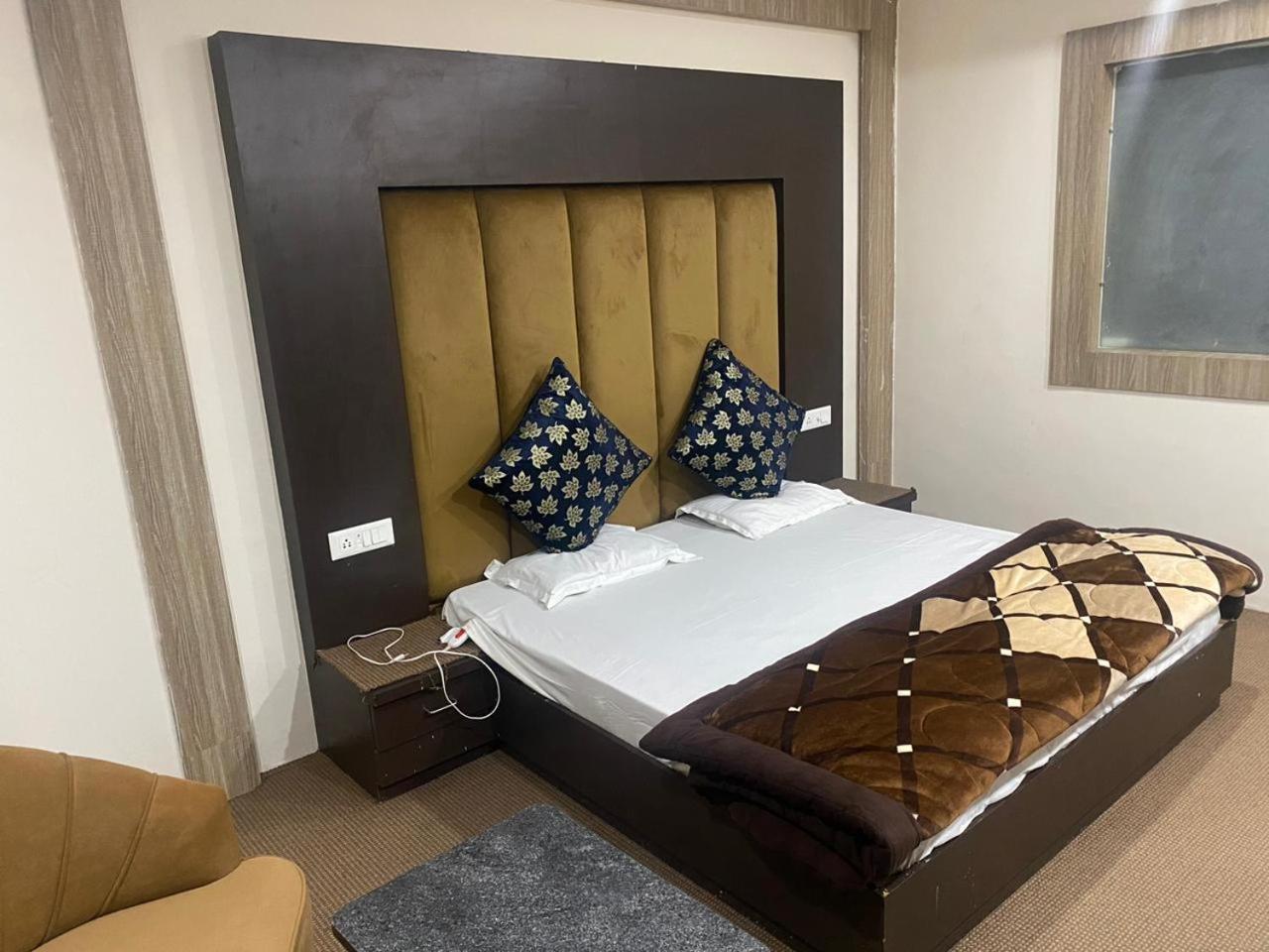 Hotel Zoon Dabb Srinagar Airport Kashmir المظهر الخارجي الصورة